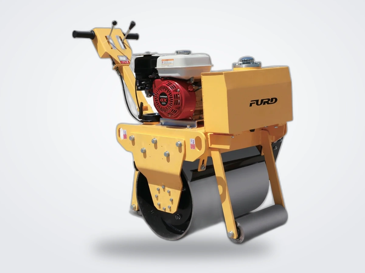 FURD FYL-600 — Дорожный каток с ручным управлением