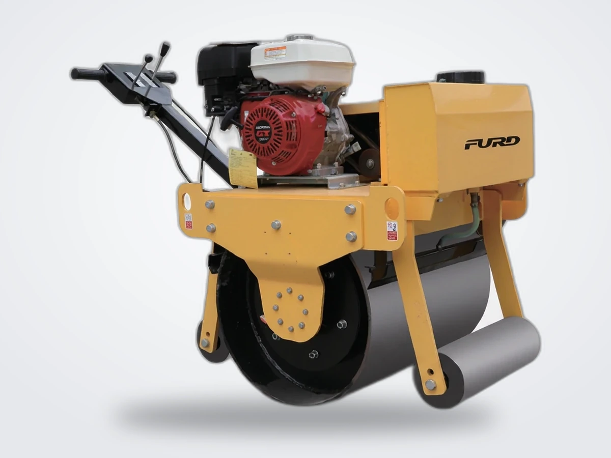 FURD FYL-700 — Дорожный каток с ручным управлением